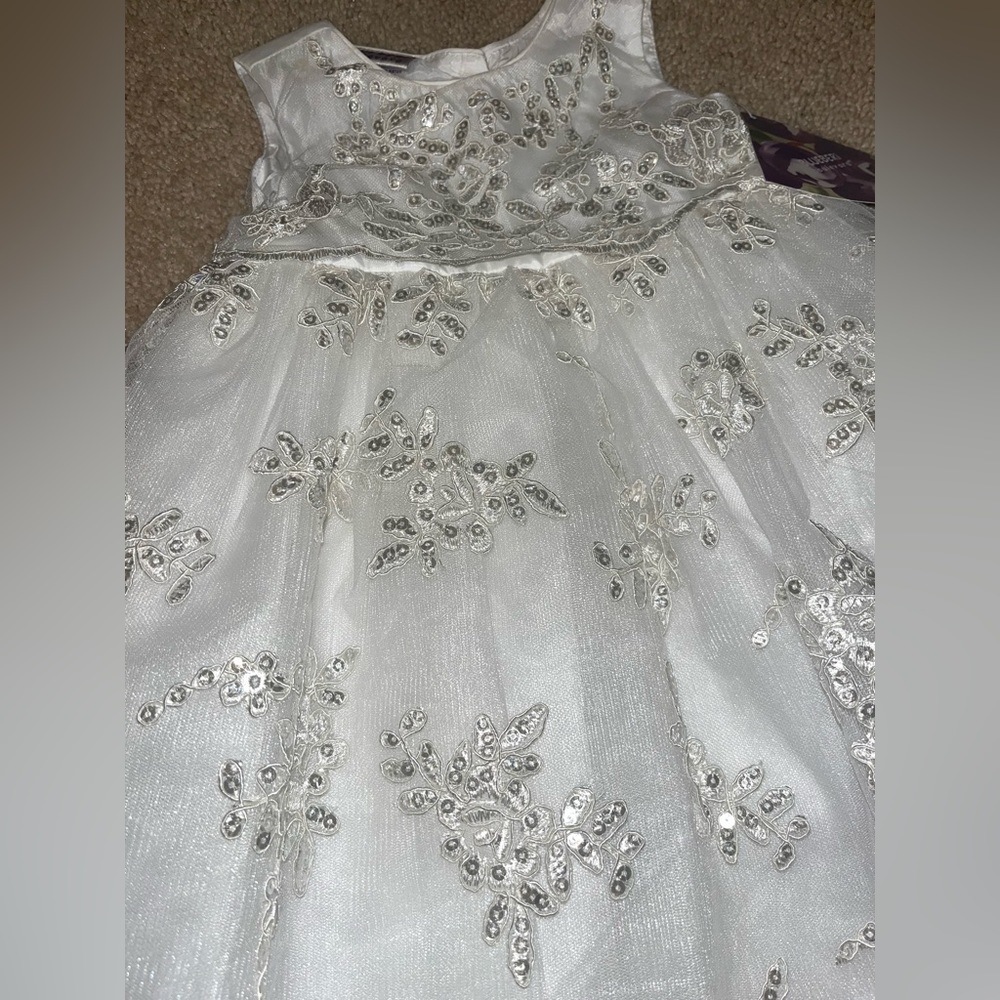 Blueberi 18M childrens white dress with sequins and lace - Picture 2 of 8